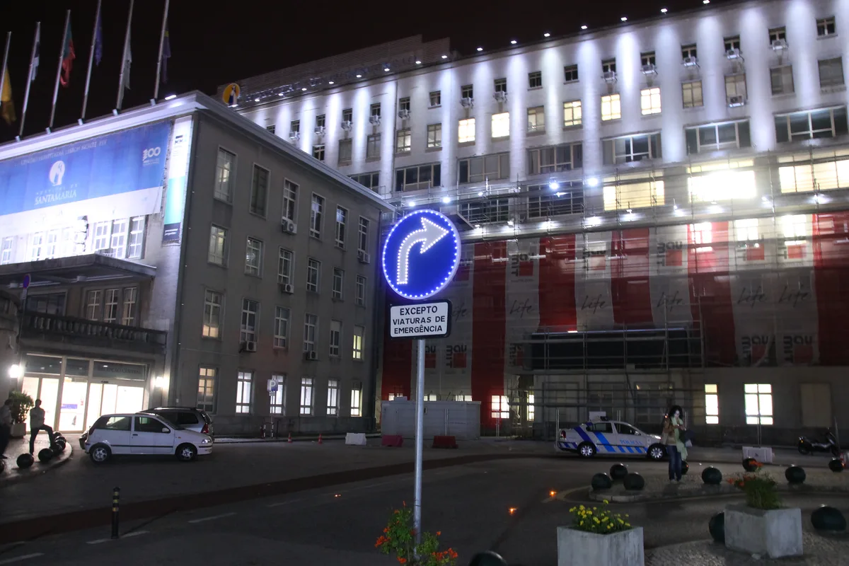 Hospital de Santa Maria em Lisboa onde foi administrado o tratamento